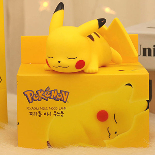 Lámpara de noche con forma de monstruo de bolsillo Pikachu